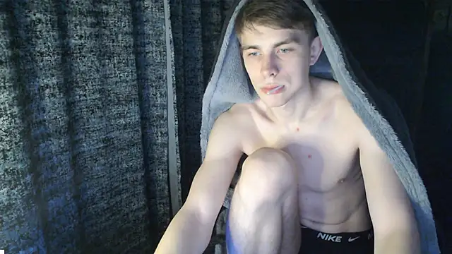 Student Oliver online show from 11-30-25, 07:14