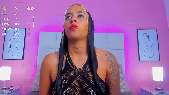 charlotte kisss online show from 06-14-26, 12:06