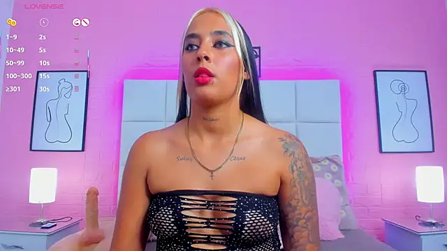 charlotte kisss online show from 06-28-26, 01:01