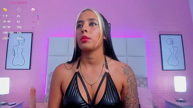 charlotte kisss online show from 05-11-26, 06:38