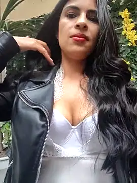 Astrid-- online show from 11-05-25, 08:01