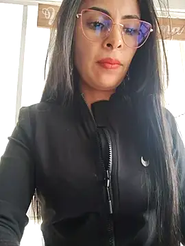 Astrid-- online show from 11-28-25, 07:58