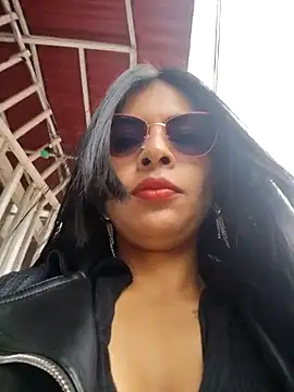 Astrid-- online show from 12-02-25, 03:03