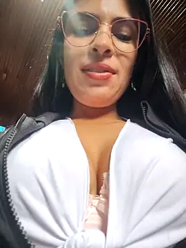 Astrid-- online show from 03-11-26, 03:06