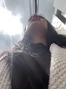 Astrid-- online show from 04-09-26, 02:56