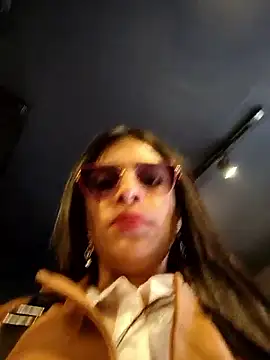 Astrid-- online show from 12-15-25, 02:56