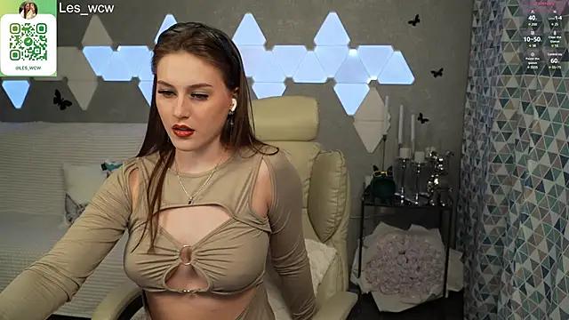 Snapshot of HarleyDeess chatting on 01-25-25, 09:14 HarleyDeess online show from 01-25-25, 09:14