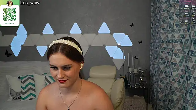 Snapshot of HarleyDeess chatting on 01-29-25, 12:43 HarleyDeess online show from 01-29-25, 12:43