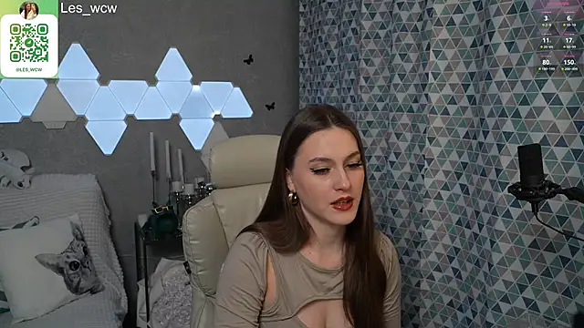 Snapshot of HarleyDeess chatting on 03-02-25, 09:19 HarleyDeess online show from 03-02-25, 09:19
