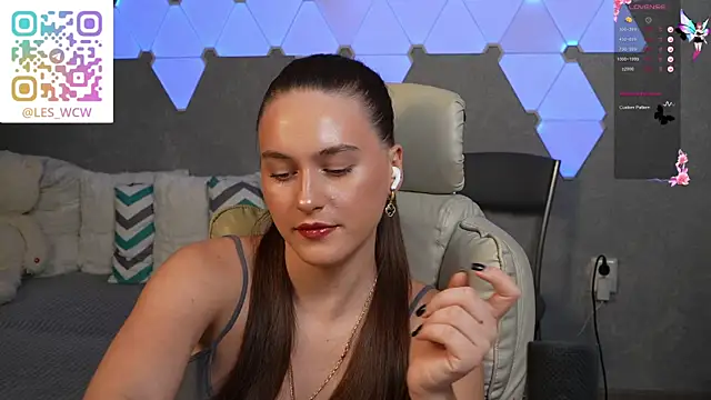 HarleyDeess online show from 01-12-26, 08:47