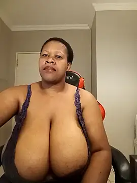 bustylisa1983 online show from 01-08-26, 04:18