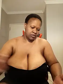 bustylisa1983 online show from 01-13-26, 01:04