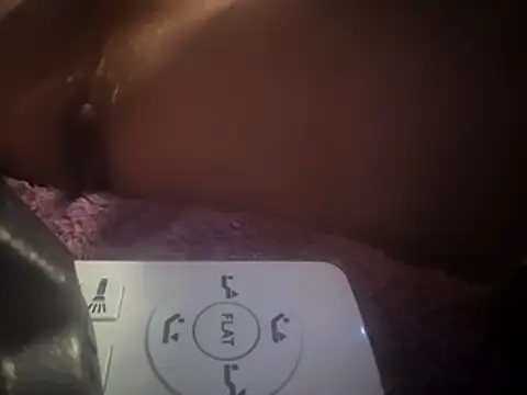 Travislovescum online show from 11-22-25, 06:23