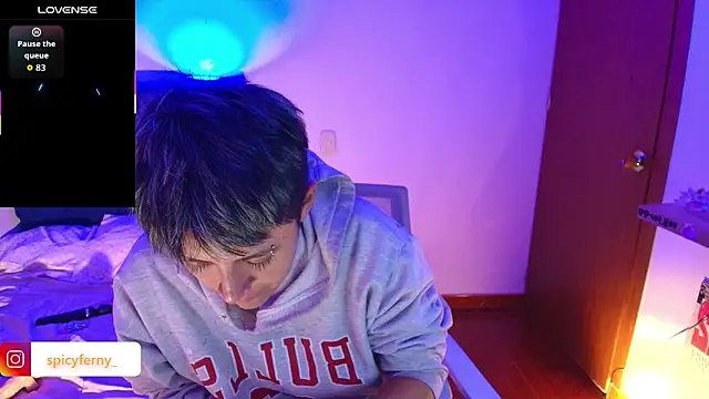 9 Fernanda 9 online show from 12-15-25, 03:56