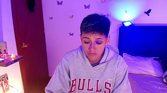 9 Fernanda 9 online show from 11-26-25, 07:30