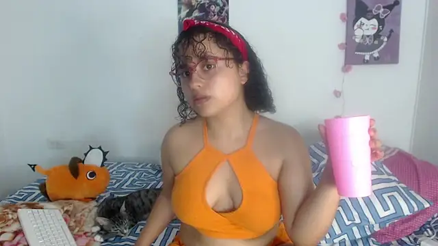 lou cute online show from 03-19-25, 02:59