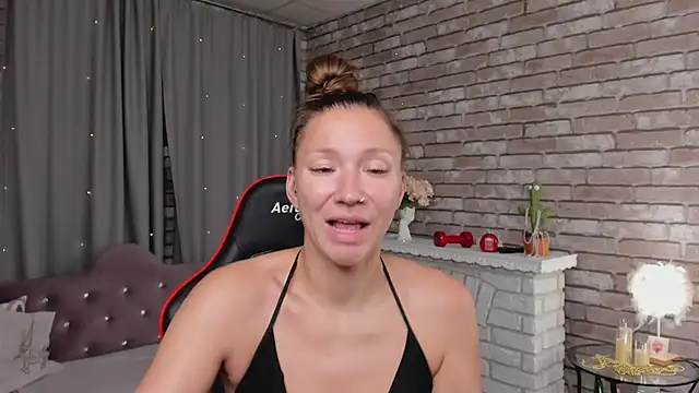 SarahCoksss online show from 05-21-26, 12:19