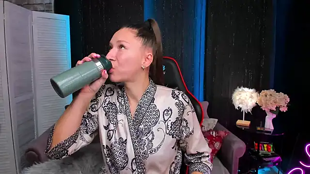 SarahCoksss online show from 11-22-25, 12:54