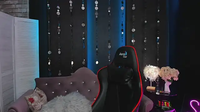 SarahCoksss online show from 12-04-25, 11:59