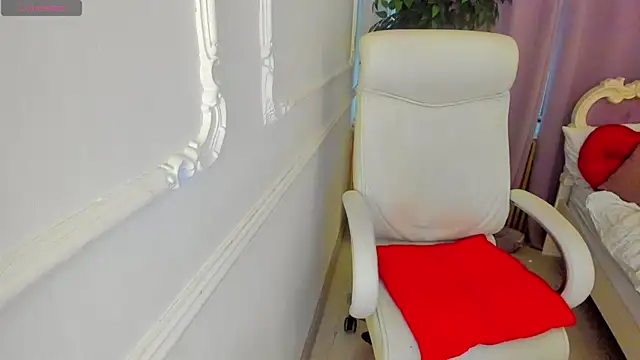 Lily Marlin online show from 04-04-26, 07:04