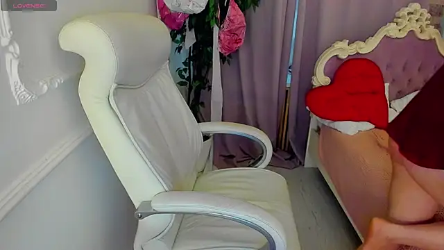 Lily Marlin online show from 07-03-26, 04:30