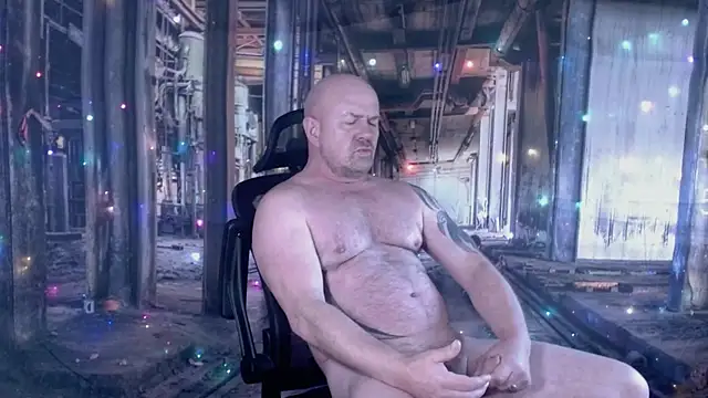 ManlyPrisonGuy online show from 12-19-25, 01:46