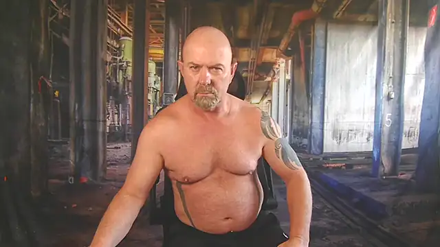 Snapshot of ManlyPrisonGuy chatting on 06-11-26, 02:14 ManlyPrisonGuy online show from 06-11-26, 02:14