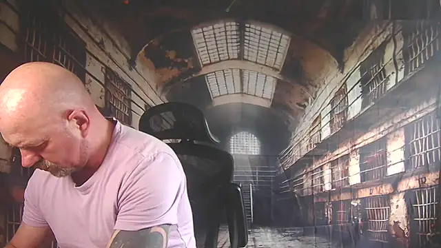 ManlyPrisonGuy online show from 06-01-26, 09:20