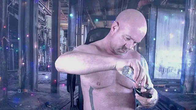 ManlyPrisonGuy online show from 11-26-25, 01:11