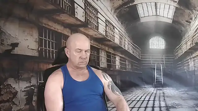 ManlyPrisonGuy online show from 10-05-25, 12:18