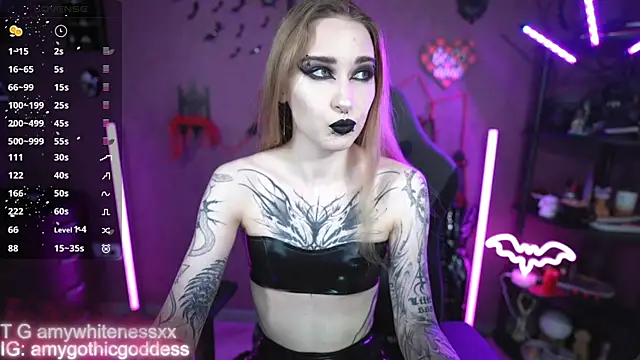 amywhitenessxx online show from 05-17-26, 11:10