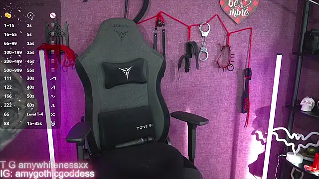 amywhitenessxx online show from 04-18-26, 11:01