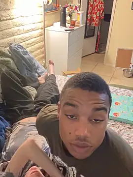 Shhhtrey0375 online show from 12-22-25, 08:03