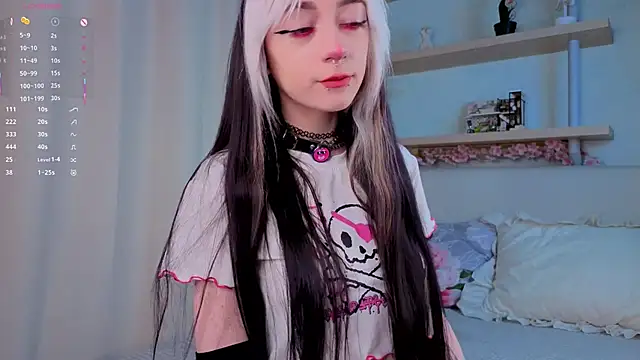 TristaRoht online show from 11-08-25, 03:04