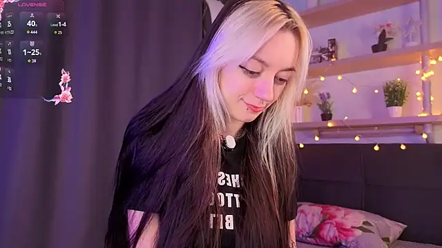 TristaRoht online show from 04-05-26, 02:57