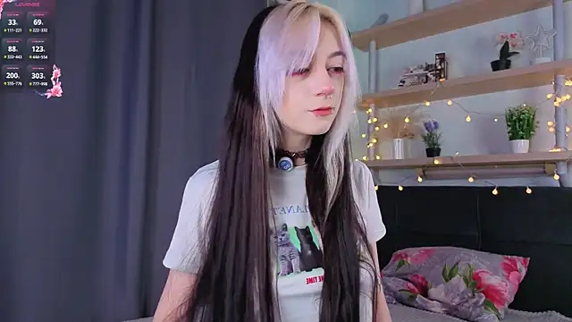 TristaRoht online show from 03-13-26, 03:28