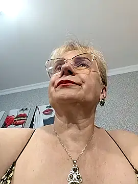 Snapshot of koroleva70 chatting on 06-30-26, 10:37 koroleva70 online show from 06-30-26, 10:37