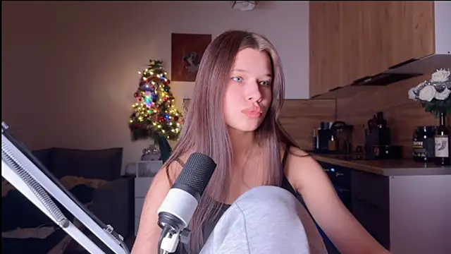 YourOblivion online show from 12-17-25, 06:24