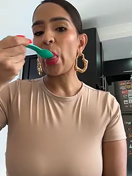 Mau White online show from 09-14-25, 09:26