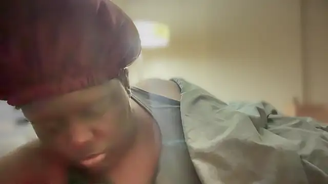 Yagurl  west online show from 02-17-25, 06:53