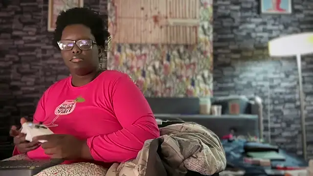 Yagurl  west online show from 09-20-25, 11:21