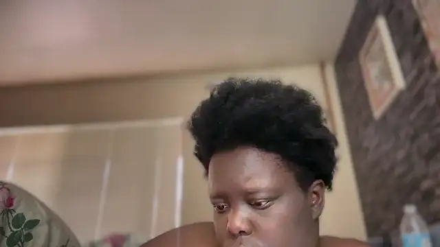 Yagurl  west online show from 09-27-25, 09:54