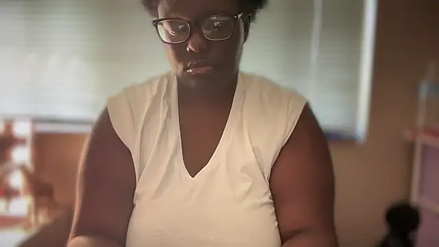 Yagurl  west online show from 03-10-25, 07:40