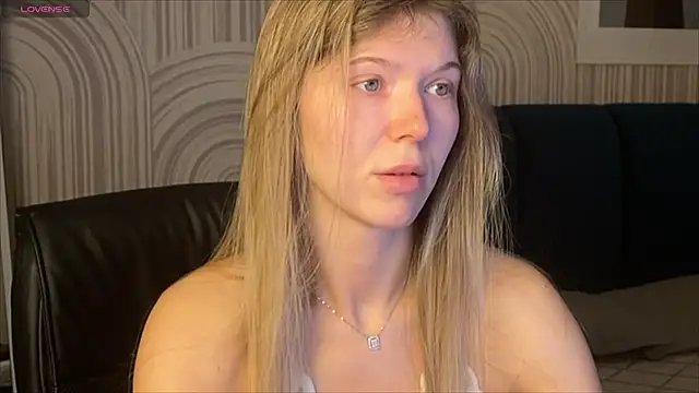 viviann evans online show from 10-24-25, 01:04