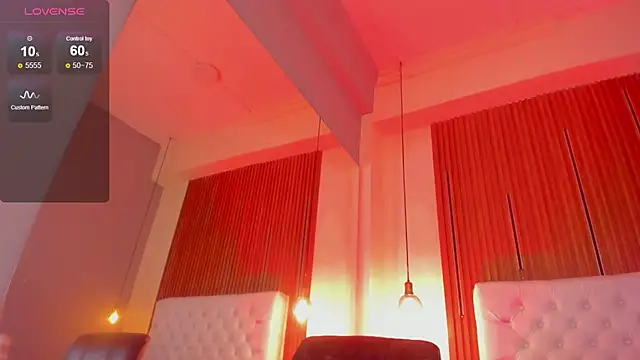 sweetlolihot  online show from 02-01-26, 08:45