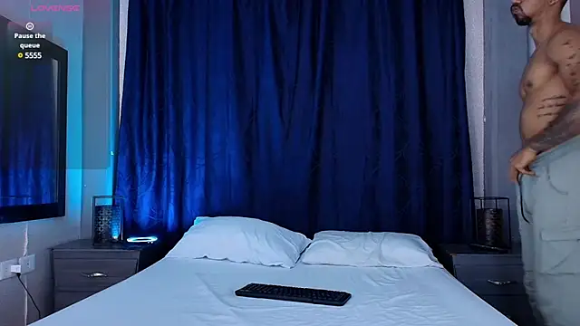 Manolo Hot1 online show from 03-12-25, 02:56