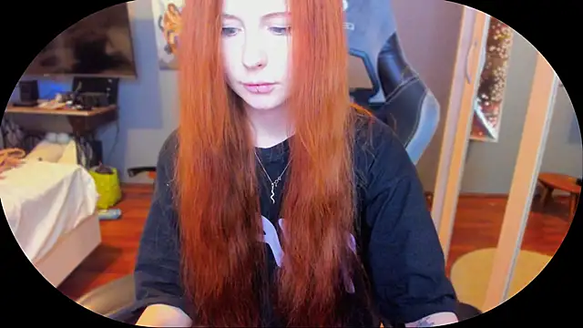 Snapshot of KlementinaBbG chatting on 03-16-25, 07:49 KlementinaBbG online show from 03-16-25, 07:49