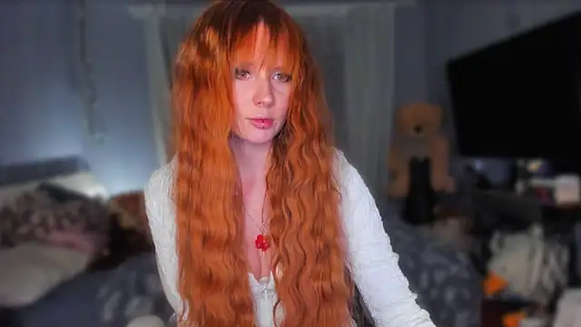 KlementinaBbG online show from 04-12-26, 08:23