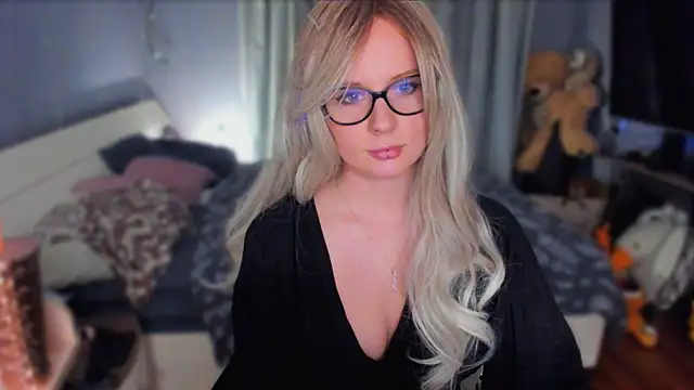 KlementinaBbG online show from 11-30-25, 08:53