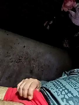 Rayito6969xh online show from 10-08-25, 04:08